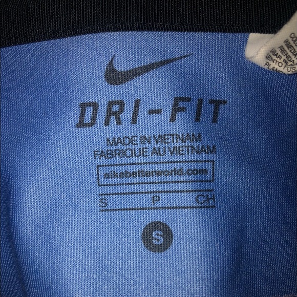Nike Drifit Blue Fury Essential Cropped Leggings - Picture 5 of 5